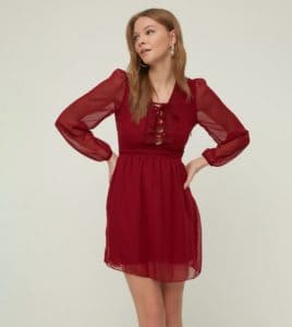 فستان سهرة قصير أحمر